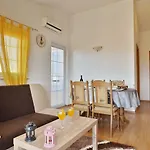 Апартаменти Dijana