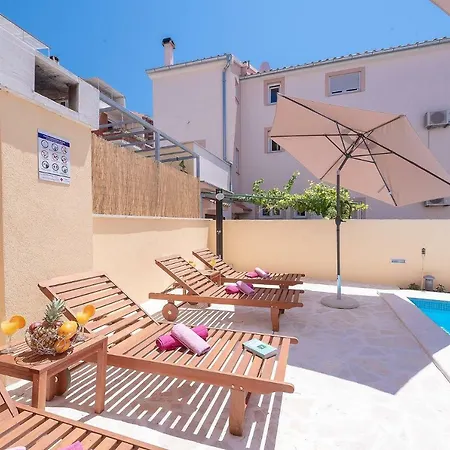 Apartment Dijana Zadar