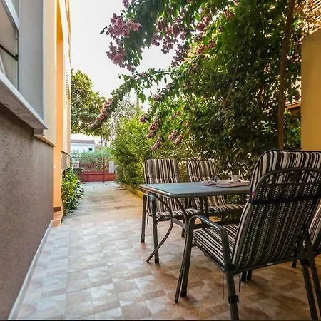 Dijana Apartment Zadar