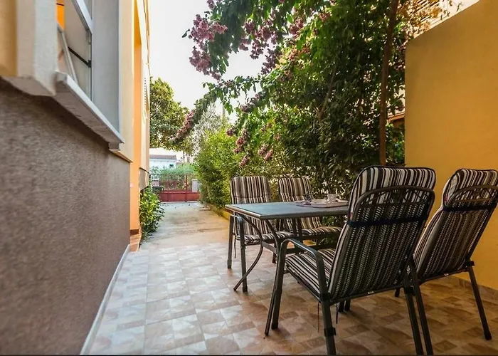 Dijana Apartment Zadar